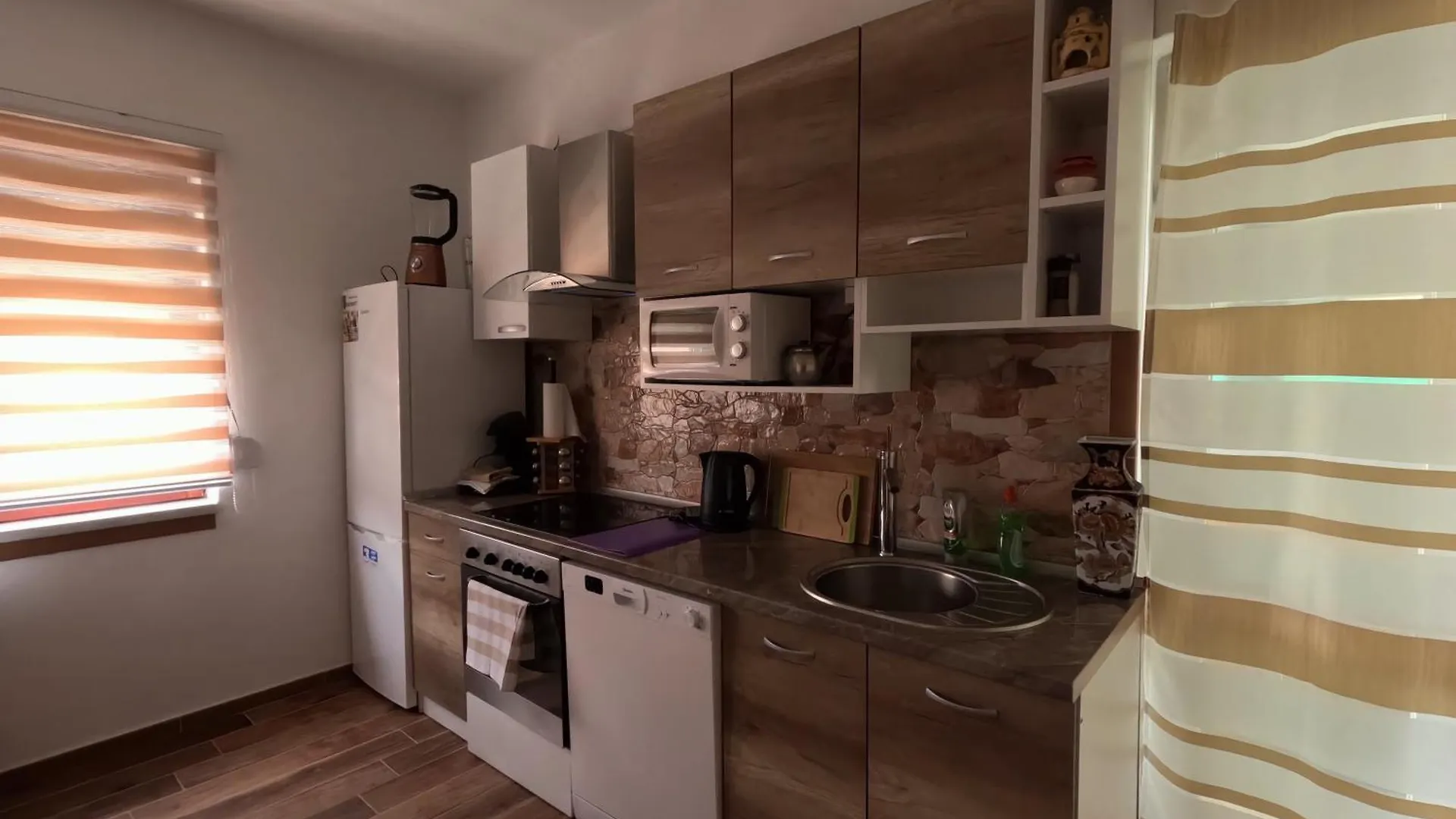 Apartmani Zak Pridraga 0*,